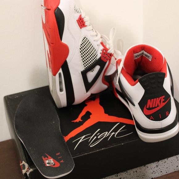 Air Jordan retro 4 red black white - Picture 5 of 7